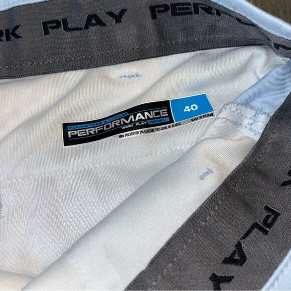 Roundtree & York Men's Performance Light Blue Chino Shorts - Picture 8 of 8